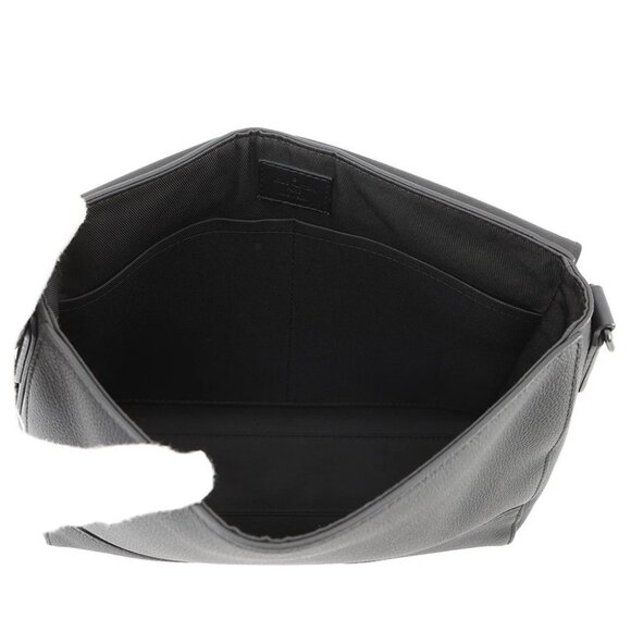 LOUIS VUITTON takeoff messenger Grain Leather Noir - Picture 5 of 16